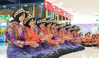 Pementasan kesenian seni tari tradisional kebudayaan